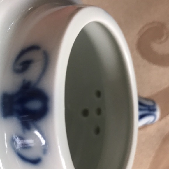 BING AND GRONDAHL Teapot - Picture 5 of 6